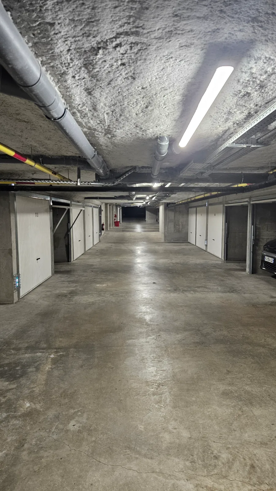 Garage fermé, 10min de l'aéroport — photo 3